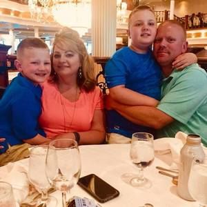 Meet your Posher, Lori